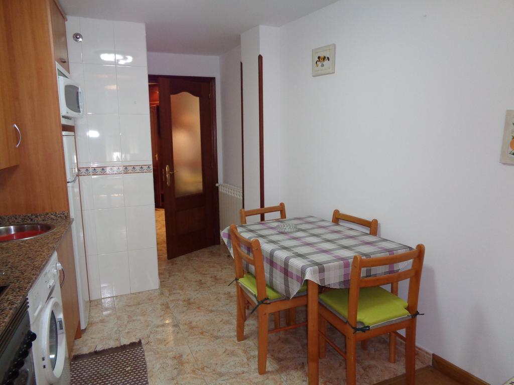 Apartamentos San Pelayo Onís 部屋 写真