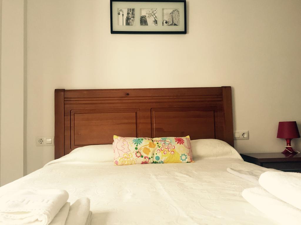 Apartamentos San Pelayo Onís 部屋 写真